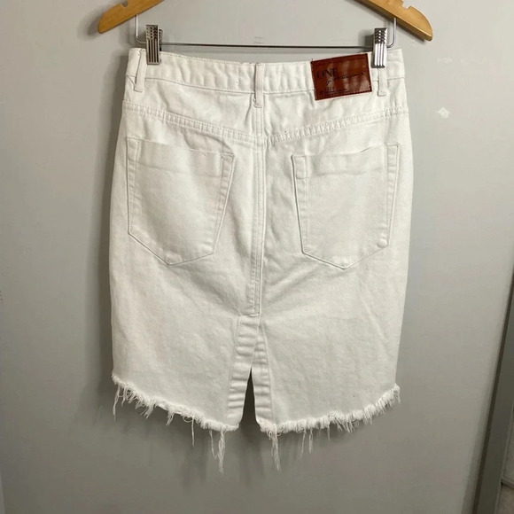 One X OneTeaspoon Brand distressed white Jean Skirt Size 29 - Picture 3 of 5